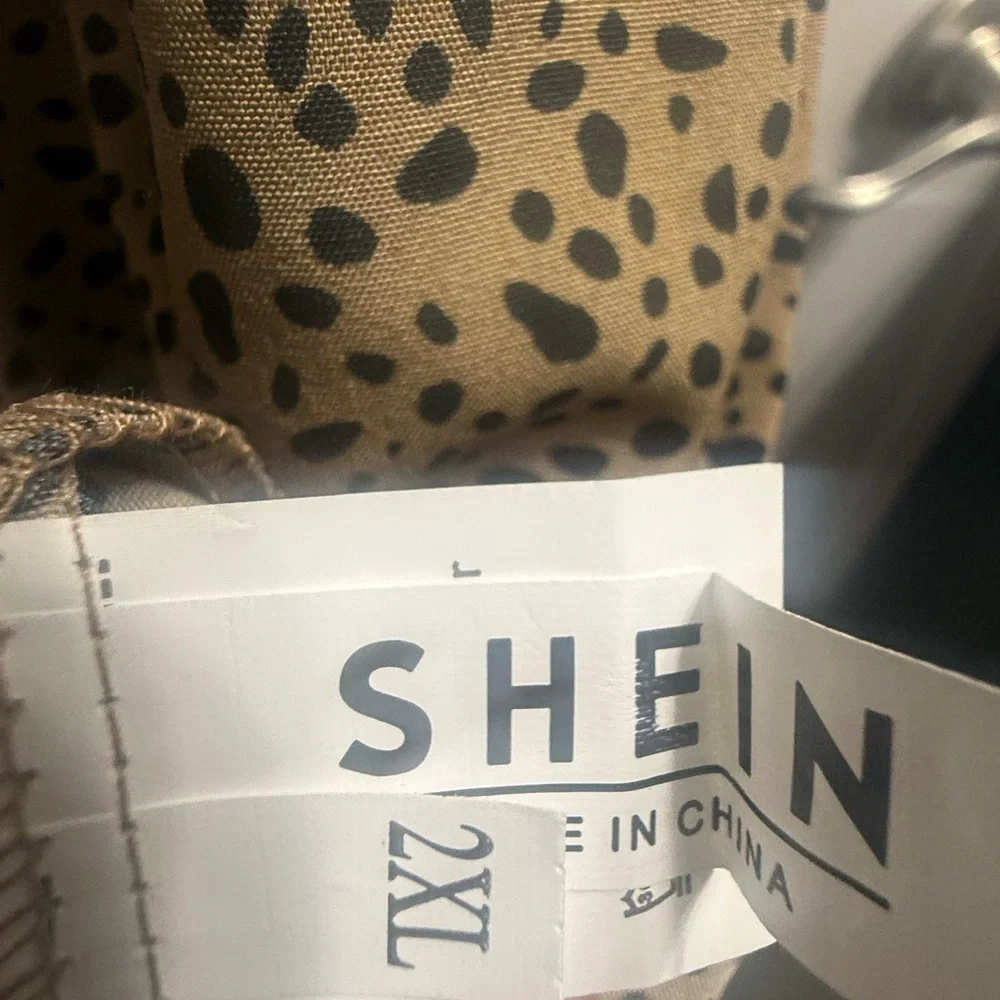 SHEIN Tan & Black Animal Print Button-Front Tunic - Picture 3 of 4